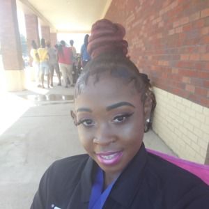 Meet your Posher, Tiffany